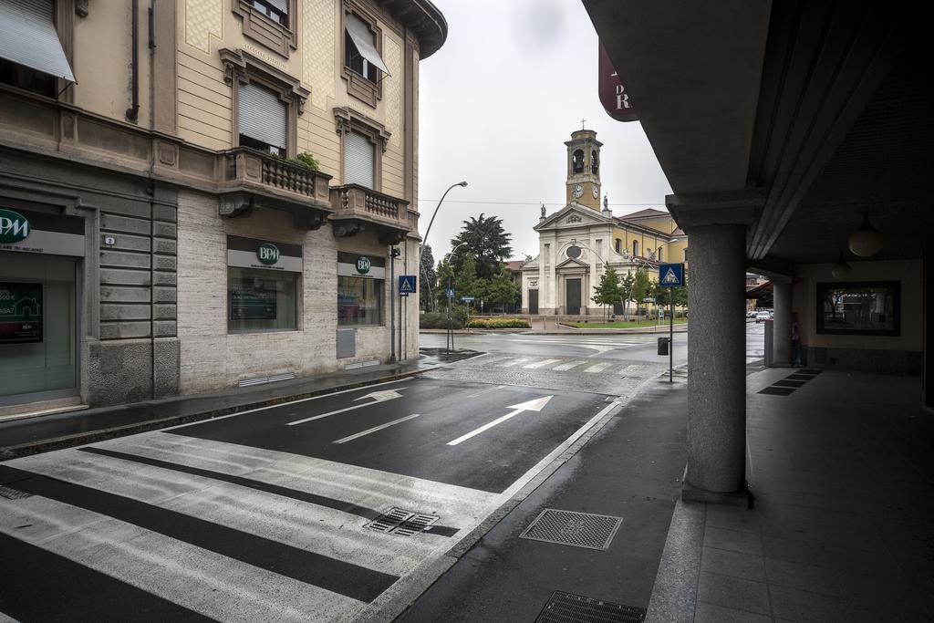 Hotel Del Riale Parabiago Exterior foto